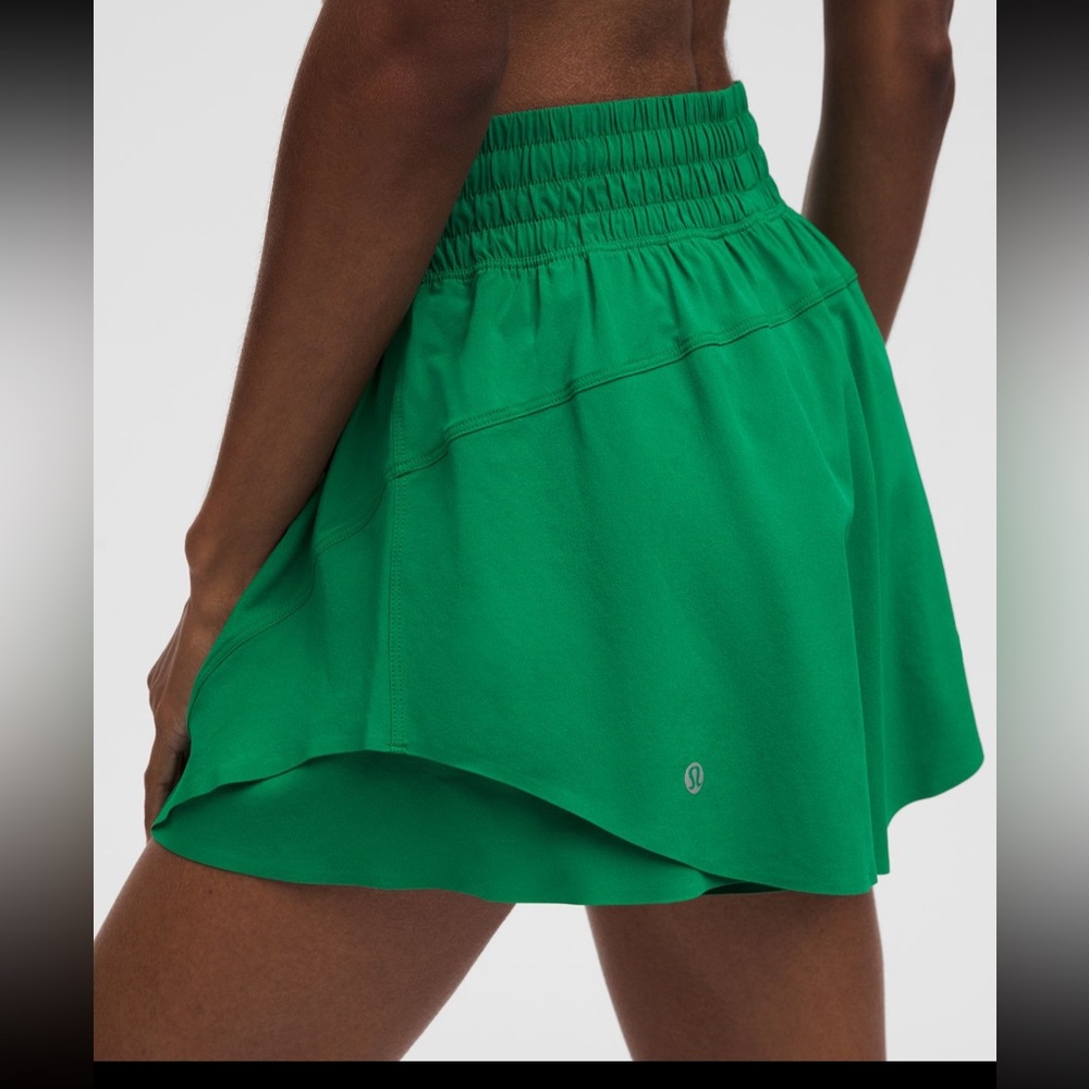 Lululemon Shake it out short
